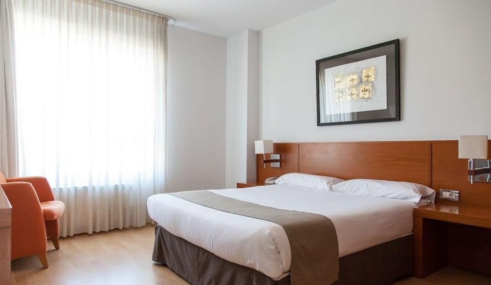 Hotel Miera Lierganes Bagian luar foto