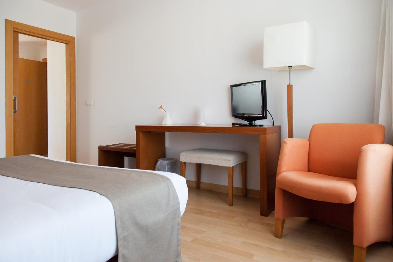 Hotel Miera Lierganes Bagian luar foto